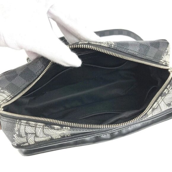 LOUIS VUITTON N41572 Damier Graphite Christopher Nemes NilePM Shoulder Bag - Picture 12 of 16